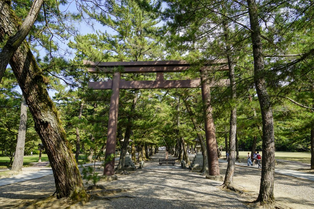 出雲大社參道,通往神社境內的參拜道路